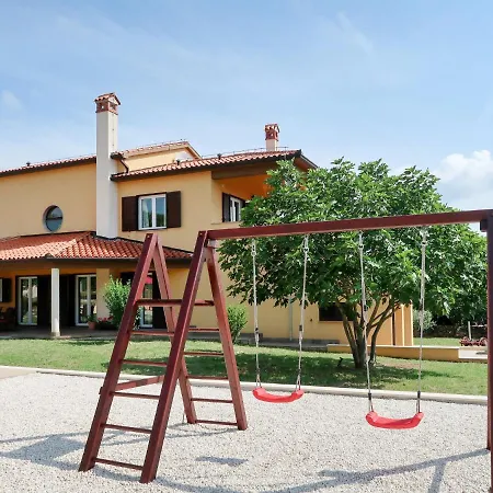 Дом отдыха Holiday Home Tonka - Lbn378 Rakalj